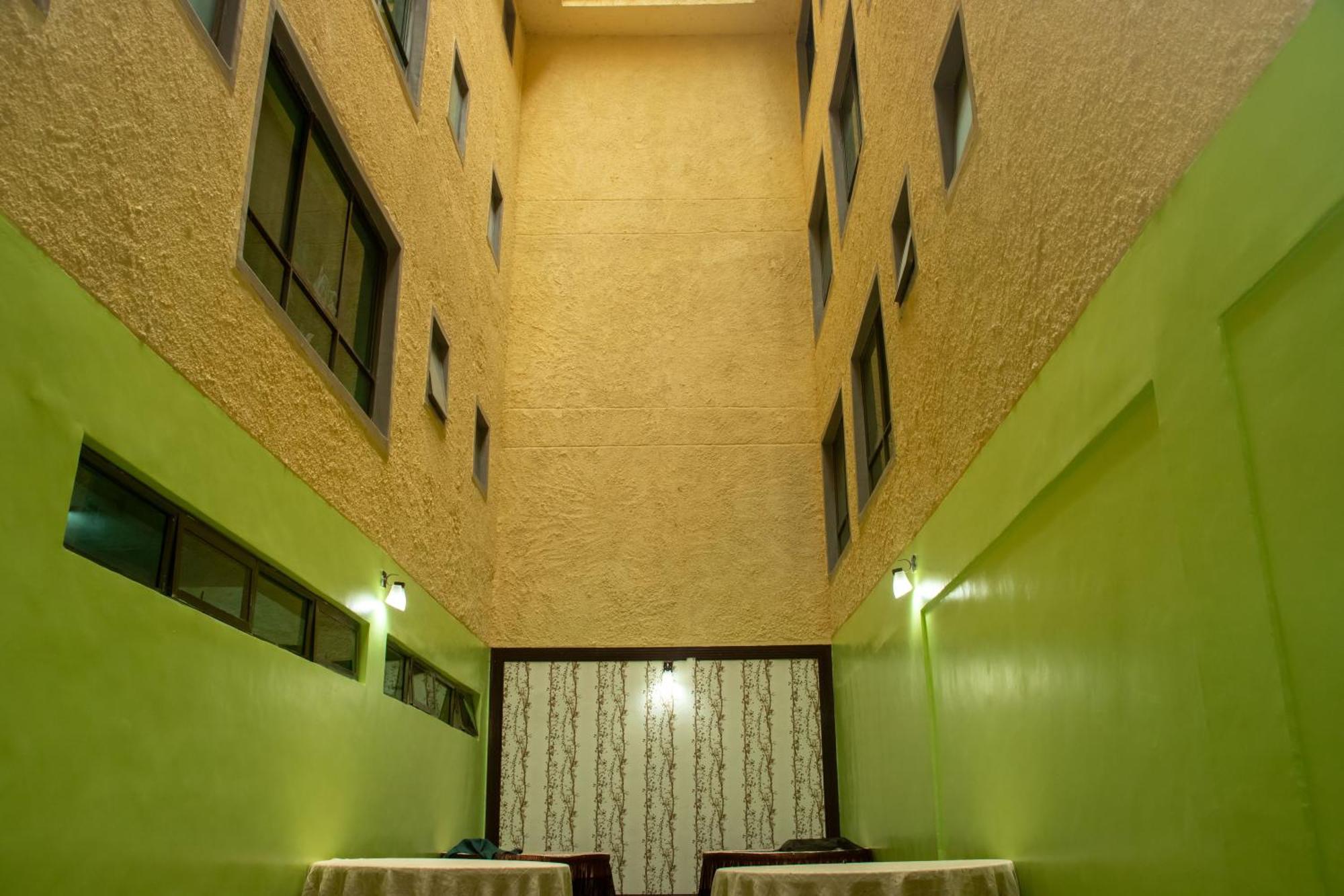 Legacy Hotel And Conference Centre Ltd Nakuru Ngoại thất bức ảnh