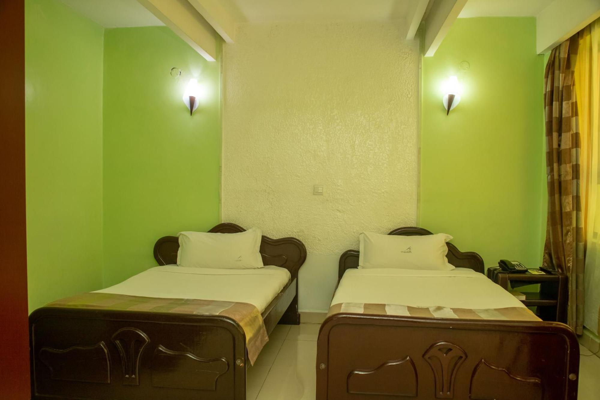 Legacy Hotel And Conference Centre Ltd Nakuru Ngoại thất bức ảnh