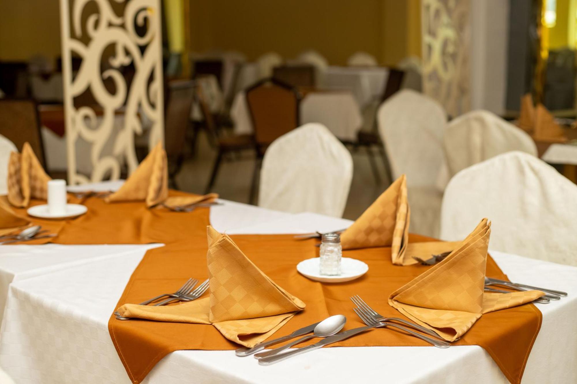 Legacy Hotel And Conference Centre Ltd Nakuru Ngoại thất bức ảnh