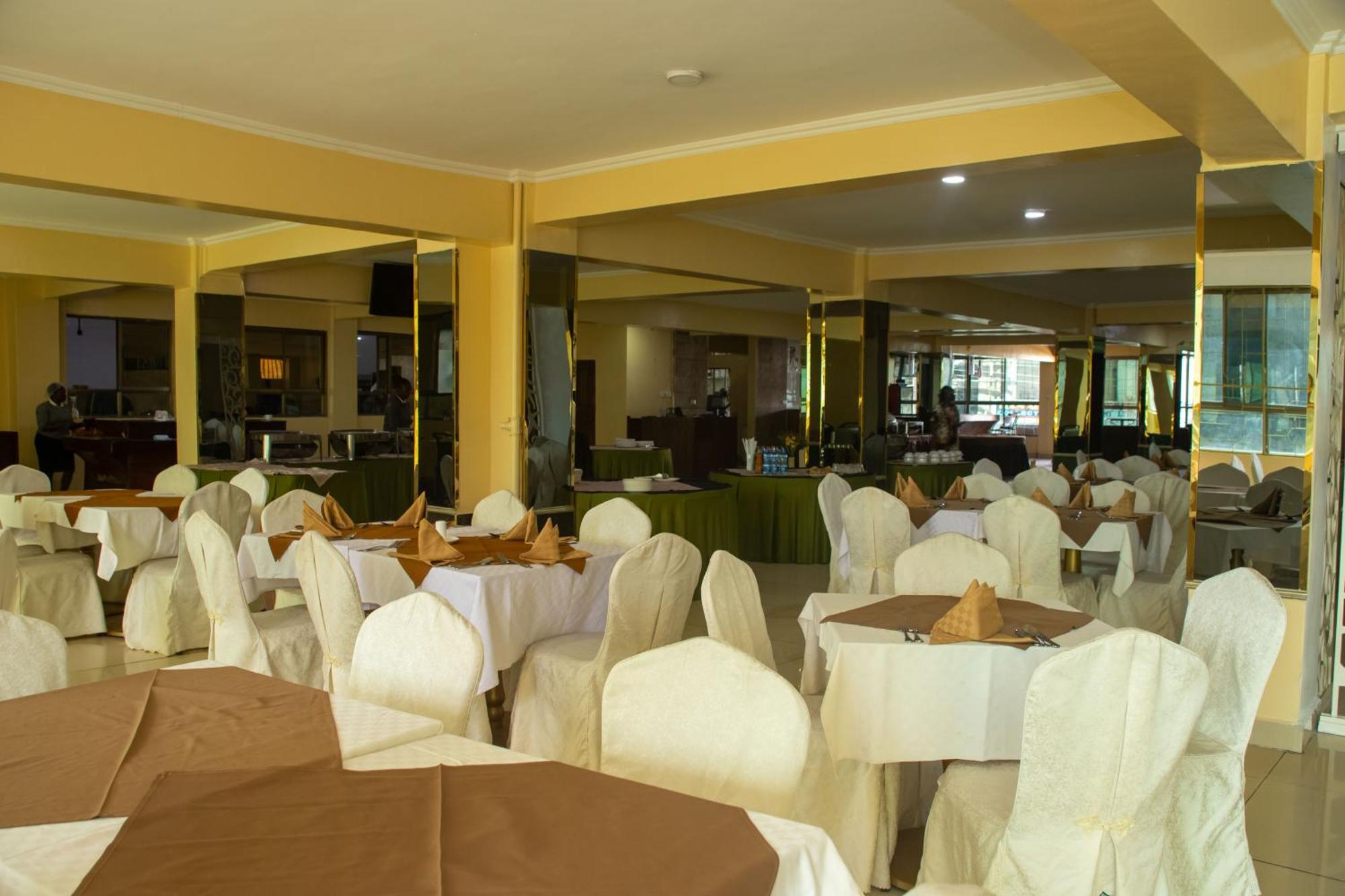 Legacy Hotel And Conference Centre Ltd Nakuru Ngoại thất bức ảnh