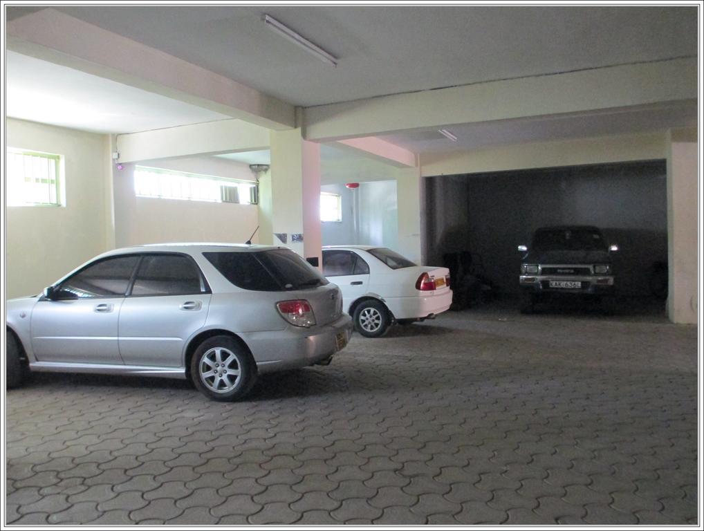 Legacy Hotel And Conference Centre Ltd Nakuru Ngoại thất bức ảnh