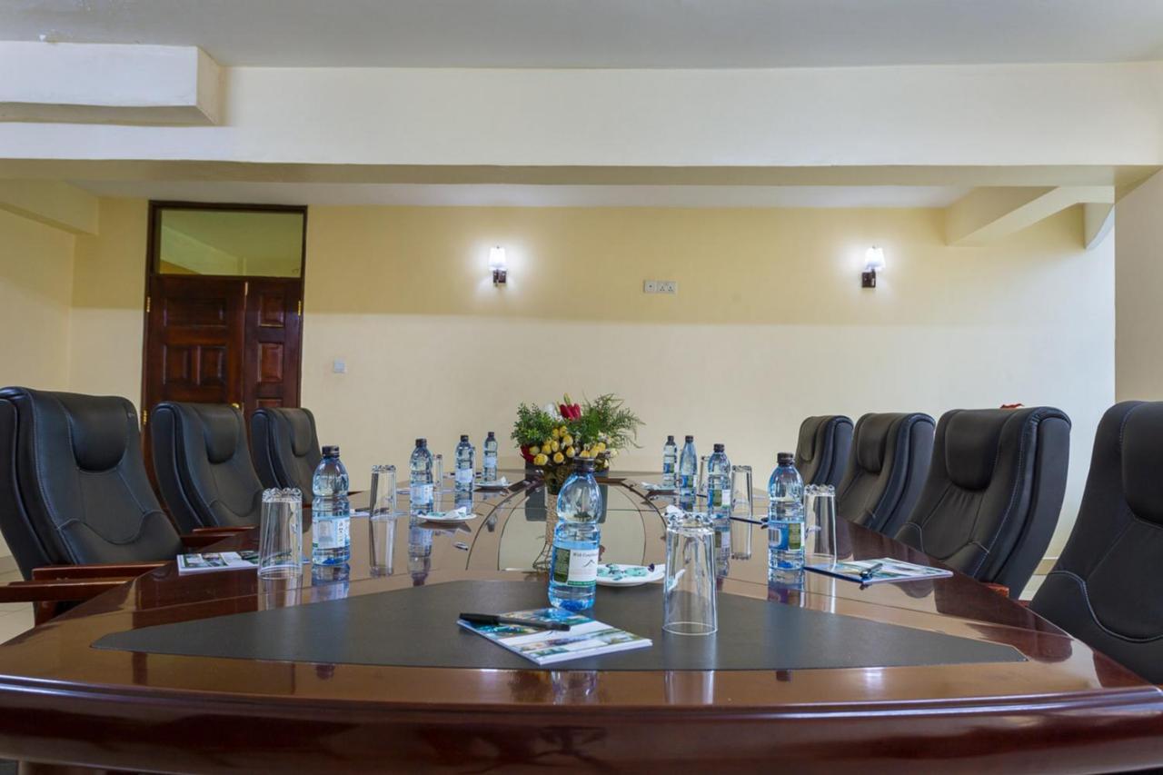 Legacy Hotel And Conference Centre Ltd Nakuru Ngoại thất bức ảnh